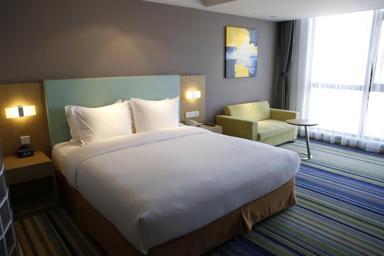 Holiday Inn Express Yingkou Onelong Plaza By Ihg Gaizhou Екстериор снимка