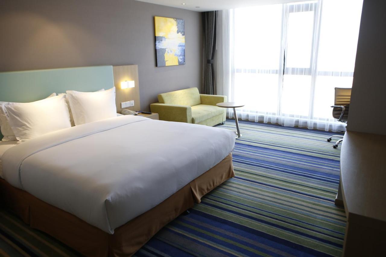 Holiday Inn Express Yingkou Onelong Plaza By Ihg Gaizhou Екстериор снимка