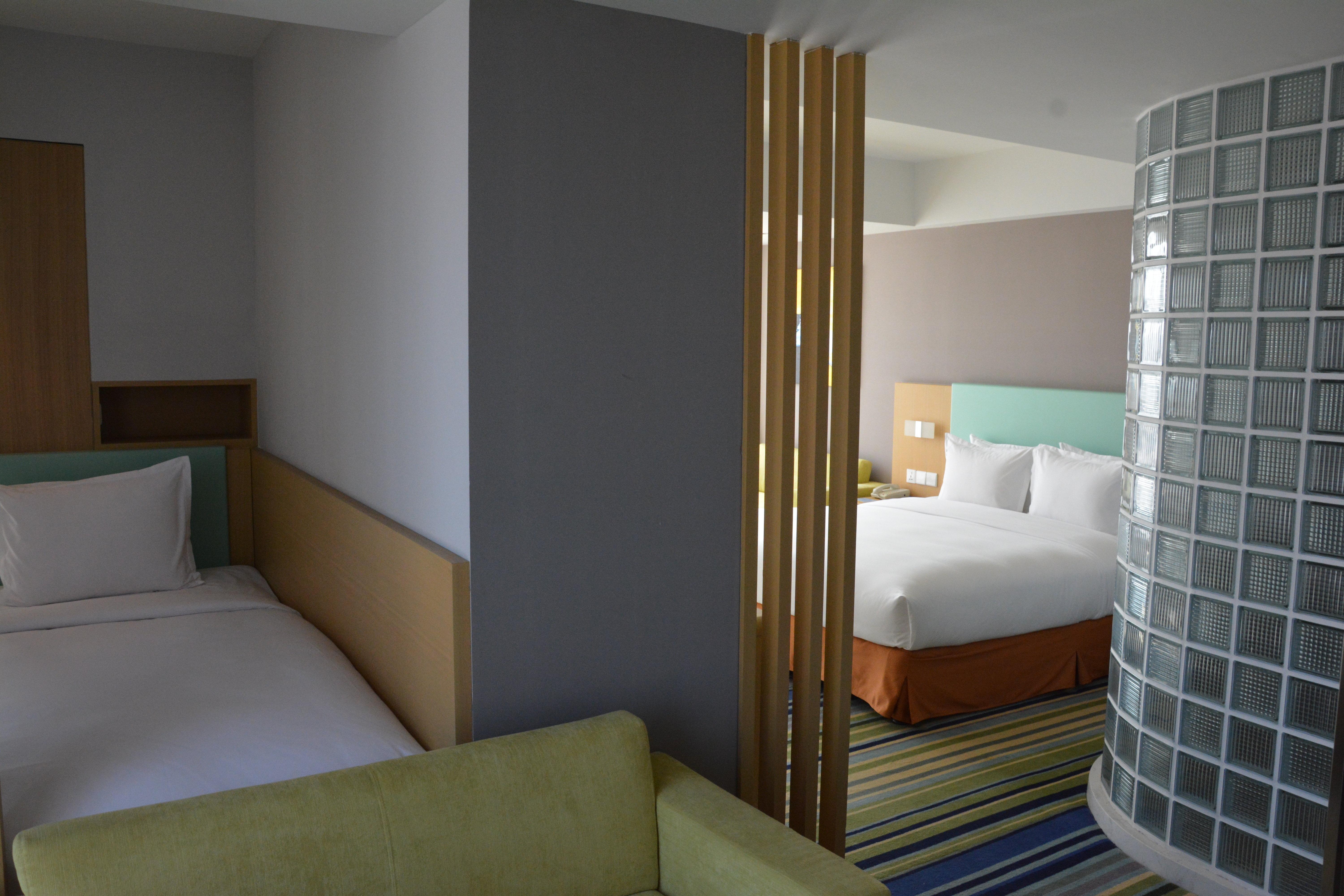 Holiday Inn Express Yingkou Onelong Plaza By Ihg Gaizhou Екстериор снимка